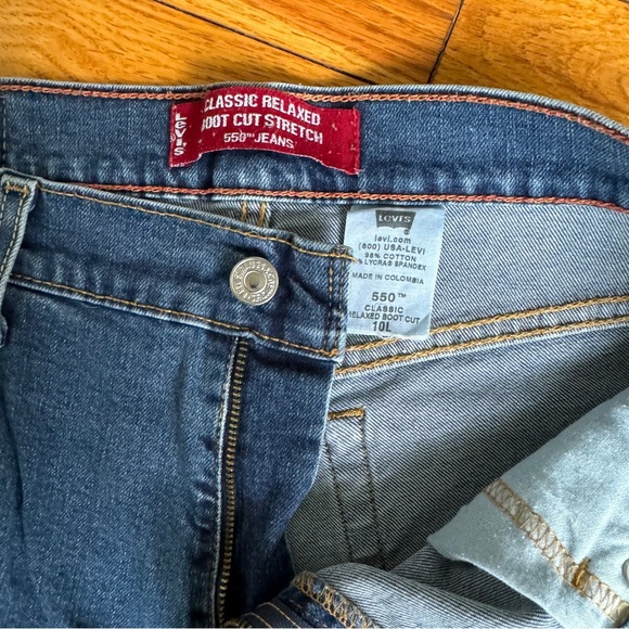 Levi's Vintage Jeans Women’s 10L Blue Denim 550 Classic Relaxed Boot Cut Stretch - Picture 10 of 11